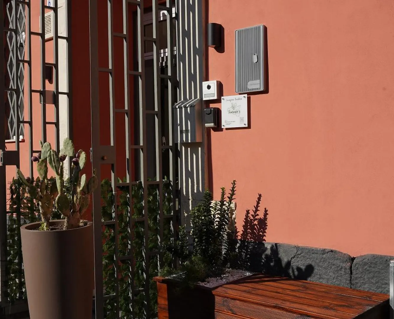 Ficurinias House-Catania Central Location-Secure Parking Holiday home Catania